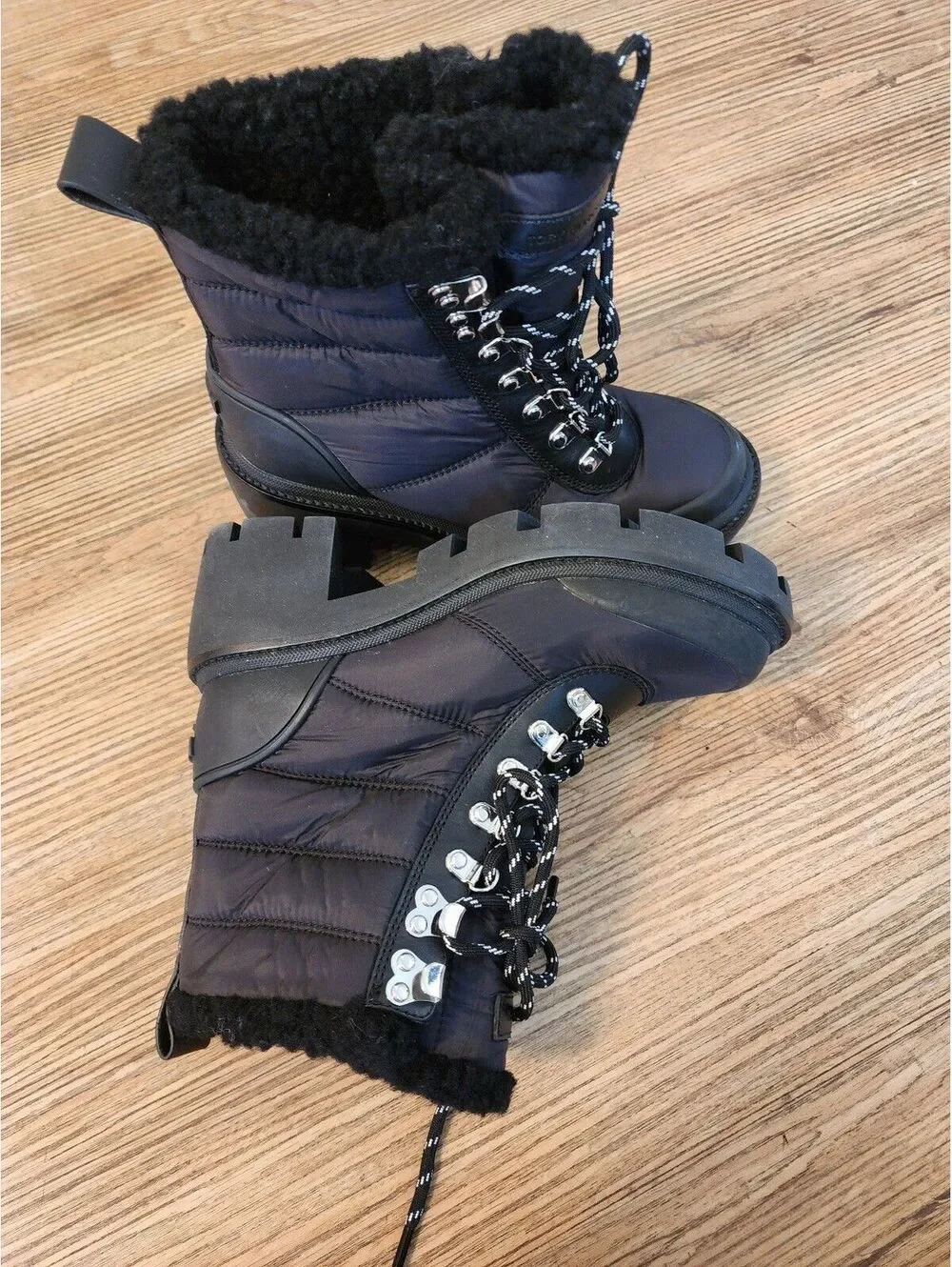 Size 5. Tory Burch Black Quilted Lace-Up Winter Boots with Shearling Lining,